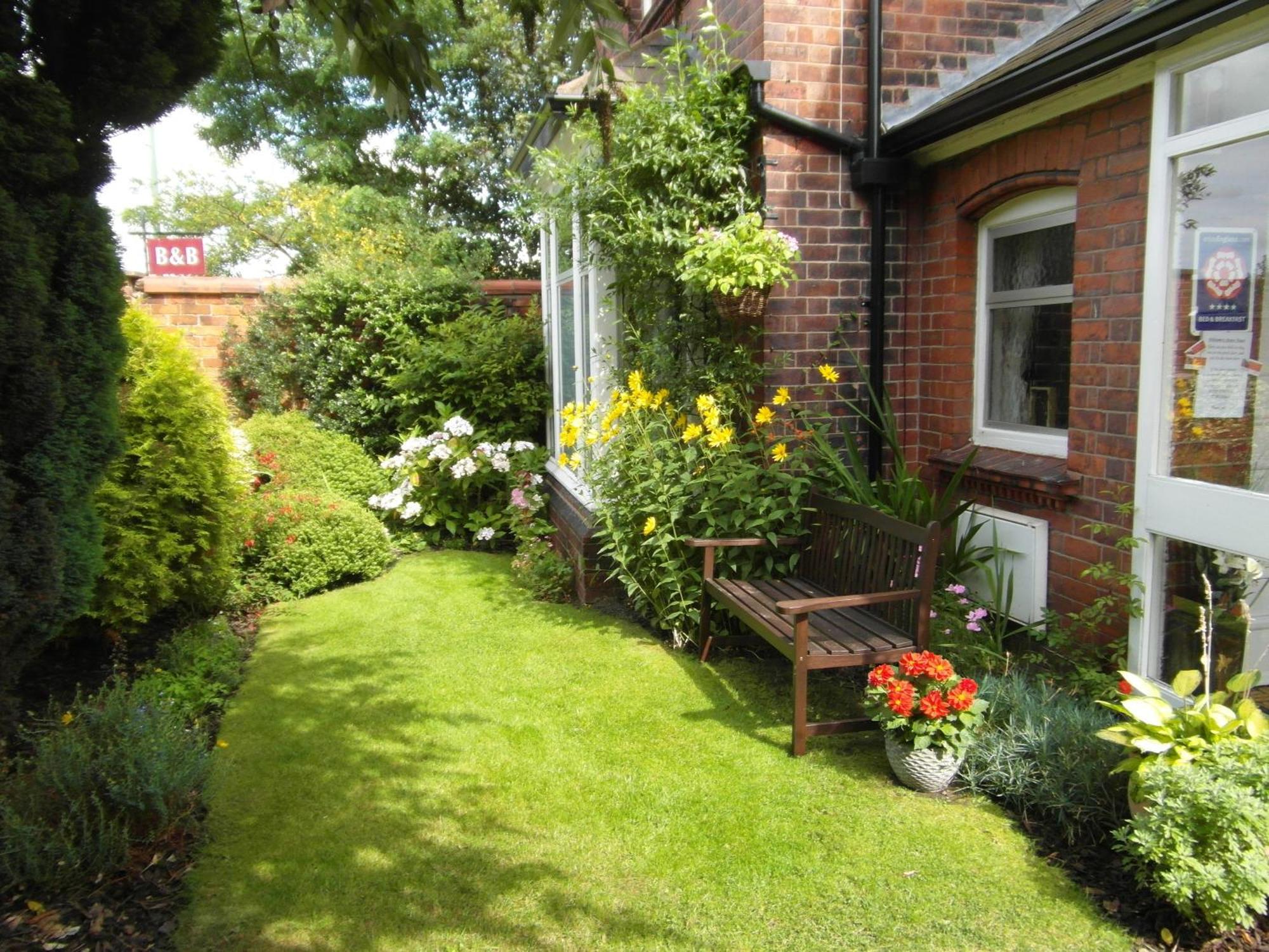 Anton Guest House Bed And Breakfast Shrewsbury Exteriér fotografie