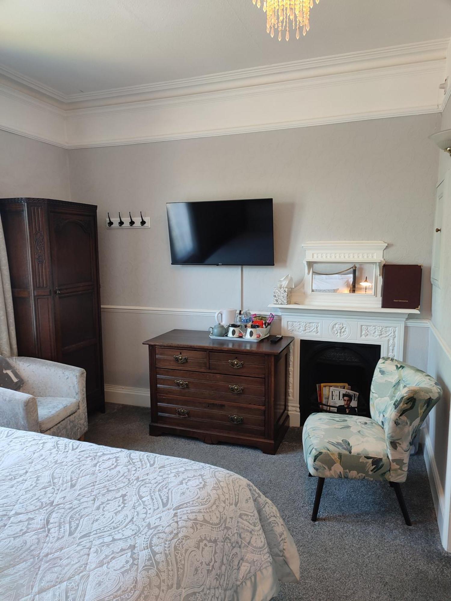 Anton Guest House Bed And Breakfast Shrewsbury Exteriér fotografie