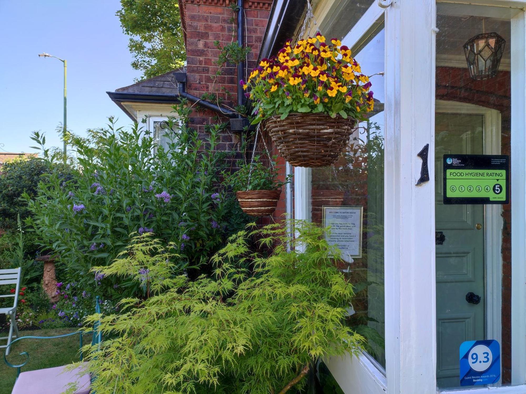 Anton Guest House Bed And Breakfast Shrewsbury Exteriér fotografie